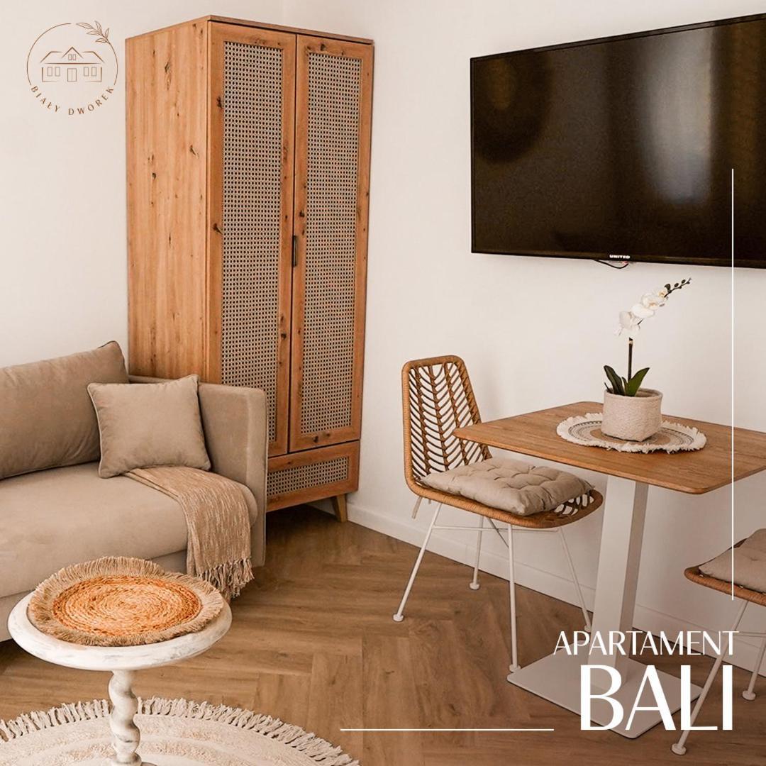 Apartment Bialy Dworek *