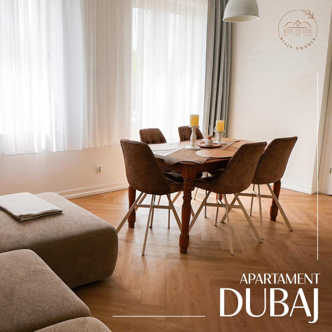 Bialy Dworek Apartment *